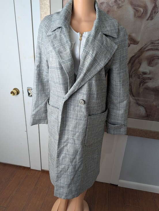 Lob Jackets & Blazers - LOB Gray Plaid Long Women's Coat - Classic Tailored Overcoat Size XS 44"Length